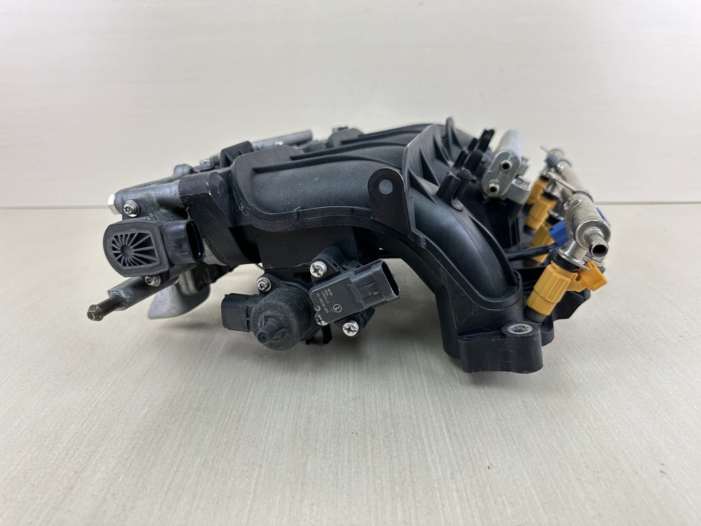 2006 Yamaha 150HP 4 Stroke Outboard Air Intake Manifold Assembly & Throttle Body 63P-14440-00-00