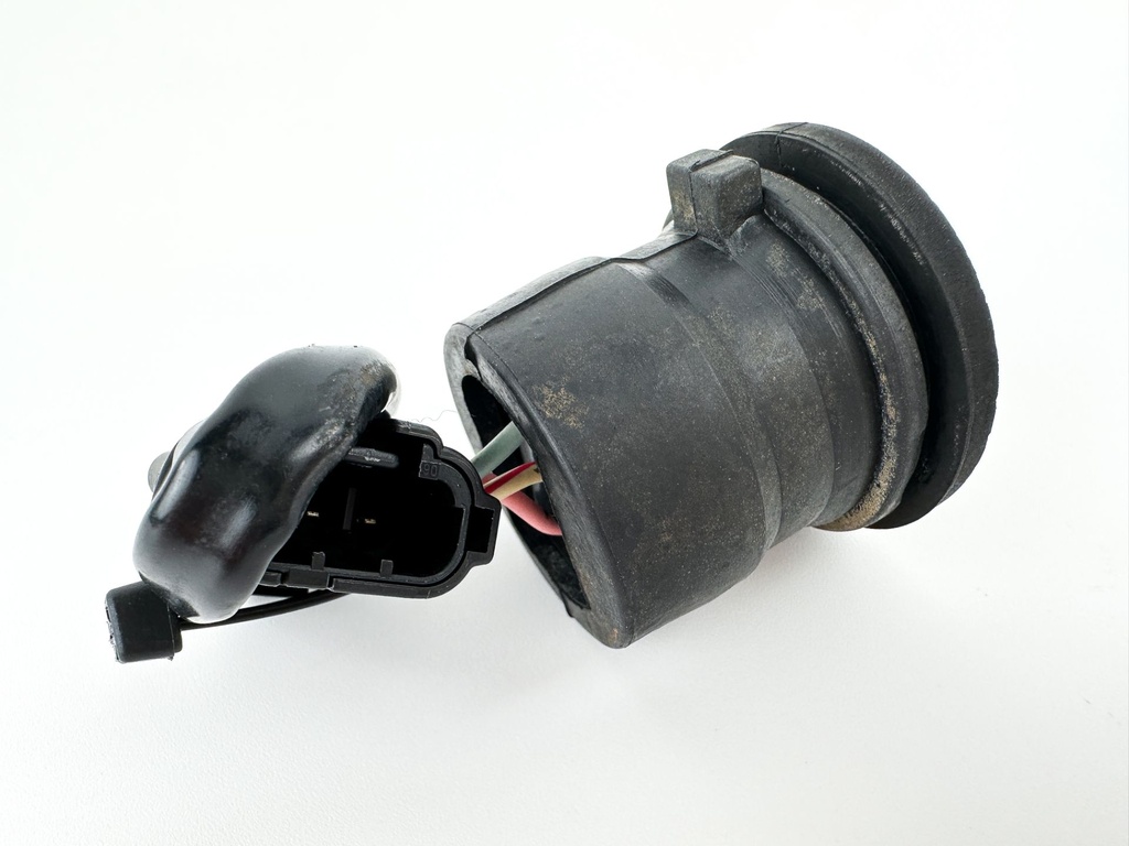 2003 Suzuki 140 HP 4 Stroke Outboard Trim Switch 37850-99E05 OEM