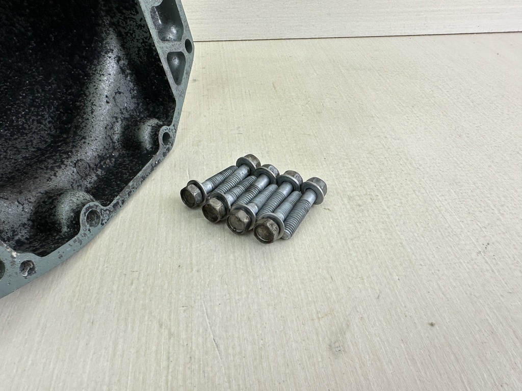 2006 Yamaha 150HP 4 Stroke Outboard Muffler Assembly 63P-14711-02-00