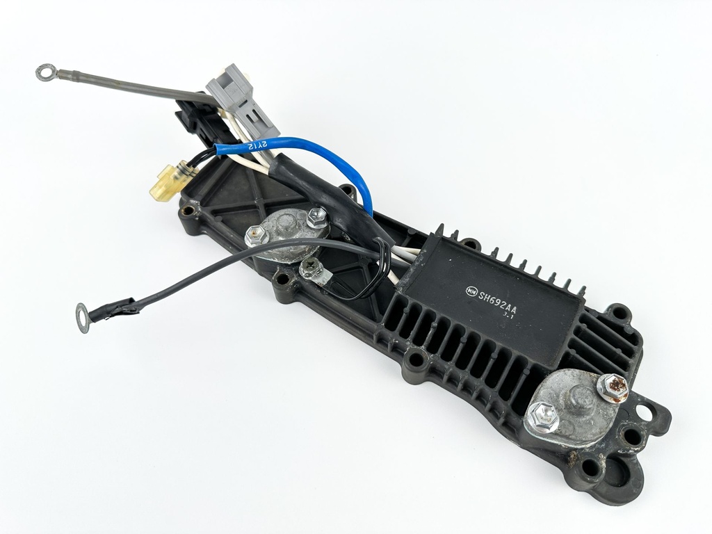 2003 Suzuki 140 HP 4 Stroke Outboard Rectifier & Regulator 32800-90J10 OEM