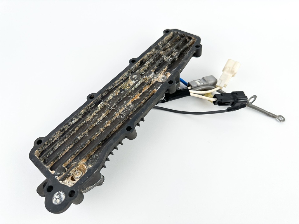 2003 Suzuki 140 HP 4 Stroke Outboard Rectifier & Regulator 32800-90J10 OEM