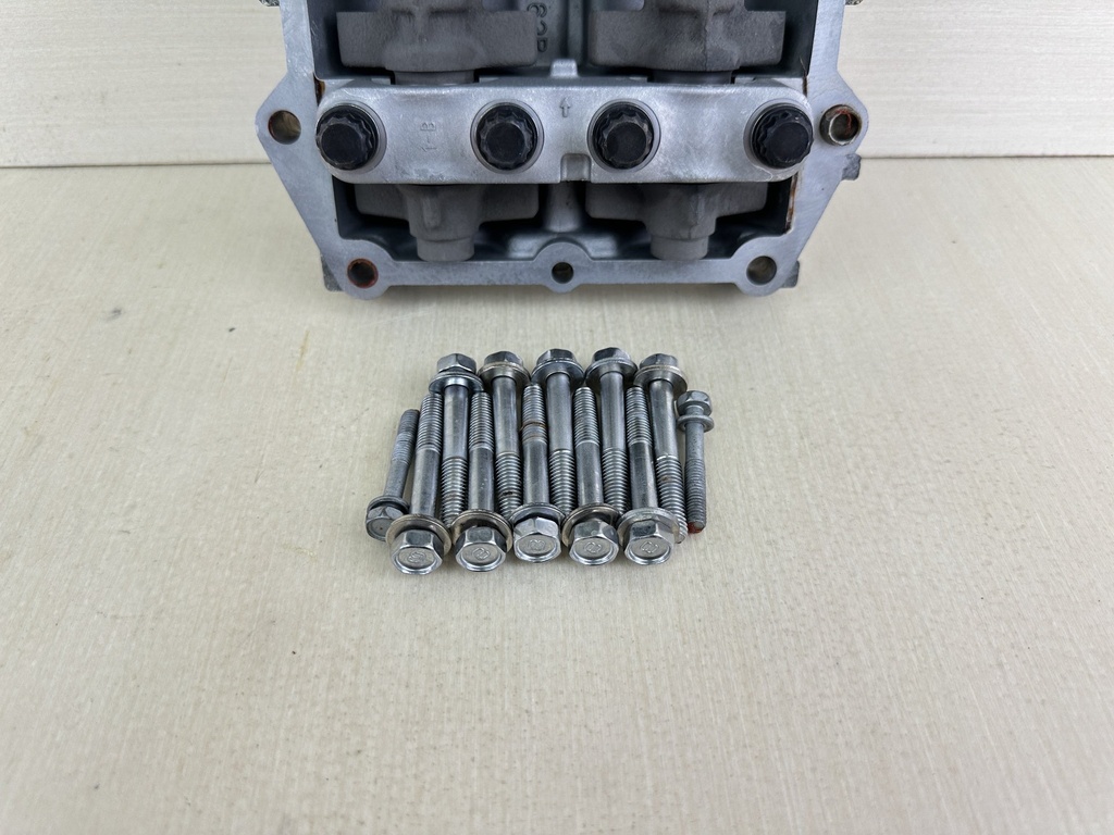 2006 Yamaha 150HP Outboard 4 Stroke Balancer Assembly 63P-11500-02-00