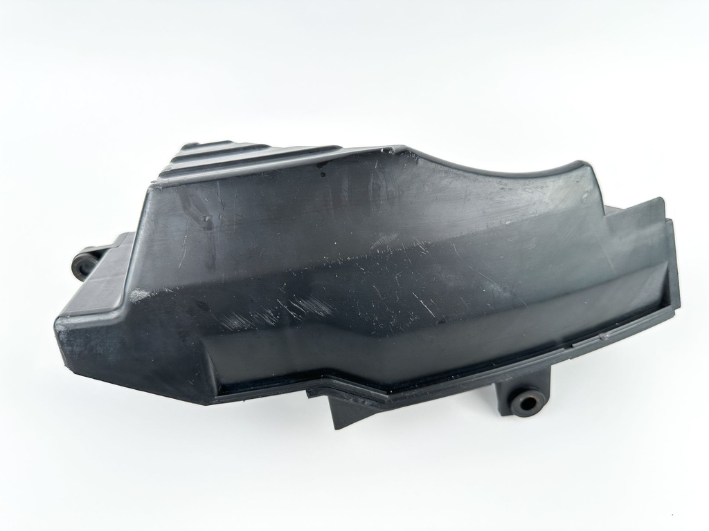 2003 Suzuki 140 HP 4 Stroke Outboard Intake Air Silencer Assembly 13810-90J01 OEM