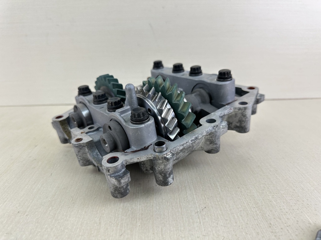 2006 Yamaha 150HP Outboard 4 Stroke Balancer Assembly 63P-11500-02-00