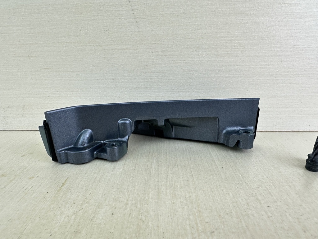 05 - 07 Yamaha 225 250HP 4 Stroke Outboard Cable Cover Plate Fitting 6P2-42738-00-8D