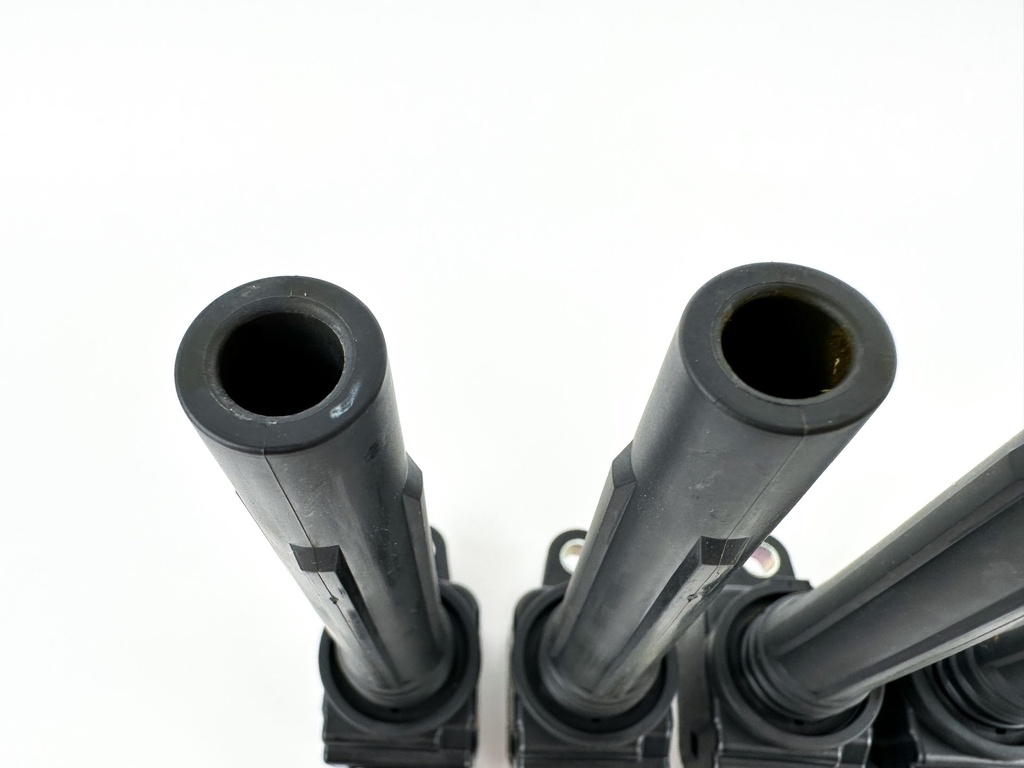 2024 Suzuki 250 HP 4 Stroke Outboard Ignition Coil Set 33410-93J00 OEM