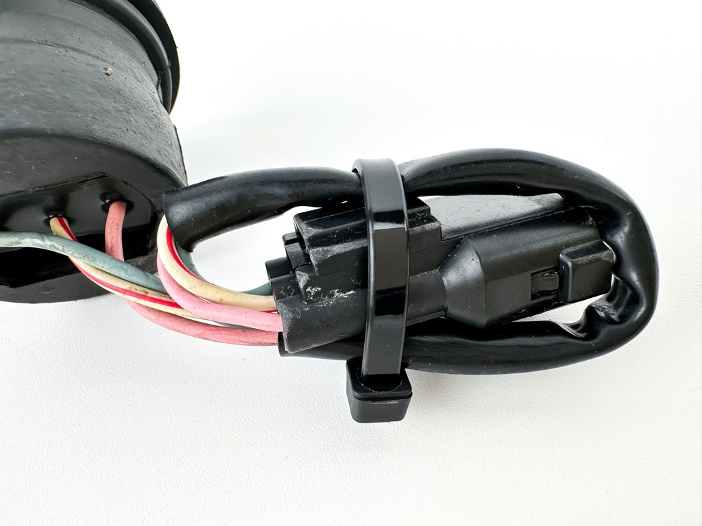 2005 Suzuki 115 HP 4 Stroke Outboard Trim Switch 37850-99E05 OEM