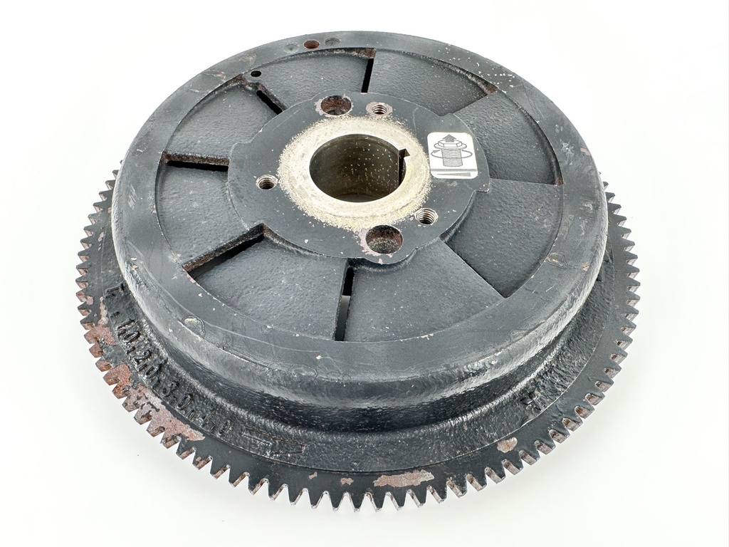 2005 Suzuki 115 HP 4 Stroke Outboard Flywheel 32102-92J10 OEM