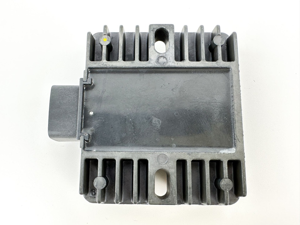 2009 Suzuki 90 HP 4 Stroke Outboard Rectifier & Regulator 32800-87L00 OEM
