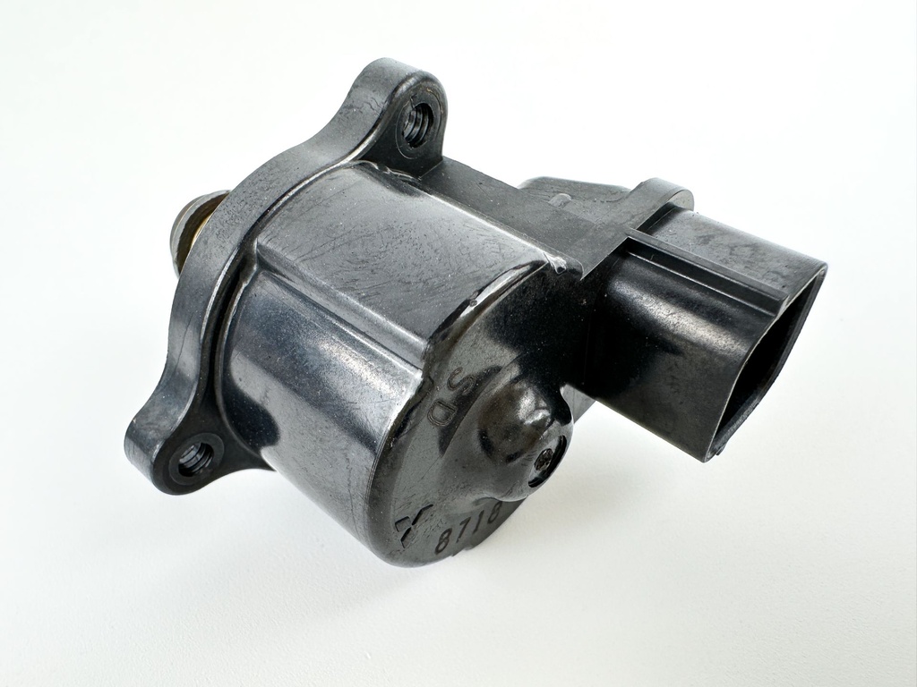 2009 Suzuki 90 HP 4 Stroke Outboard IAC Idle Air Control Valve 18137-87L02 OEM