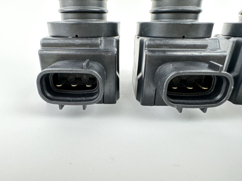 2009 Suzuki 90 HP 4 Stroke Outboard Ignition Coil Set 33410-87L00 OEM