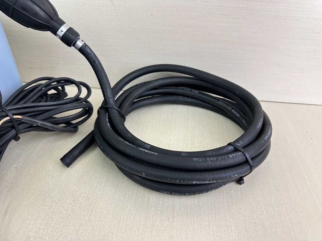 Evinrude Johnson BRP 2 Stroke Oil Tank With Supply & Return Line 1.8 Gallon 5008617