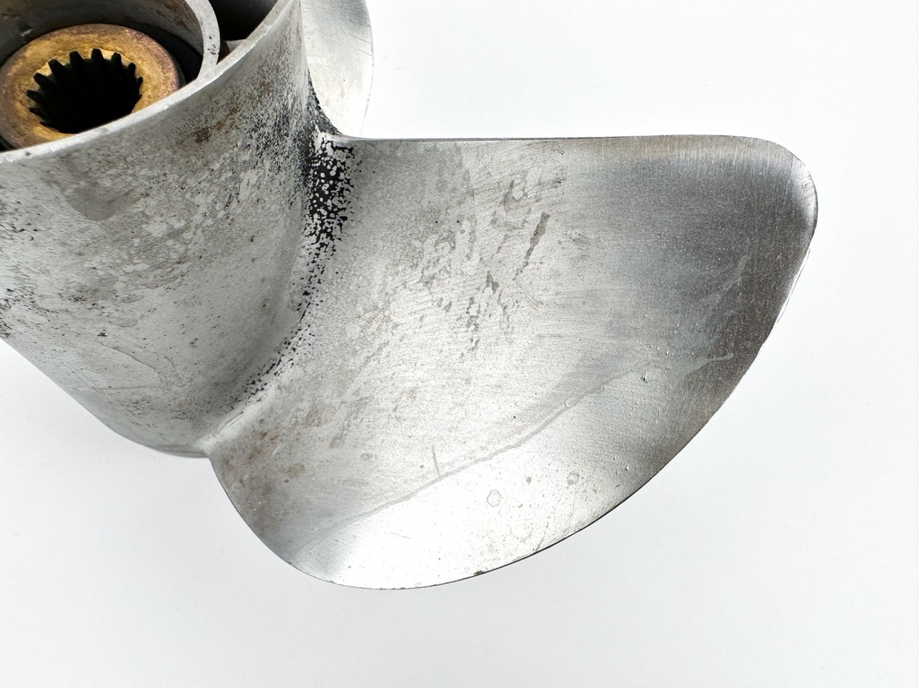 Yamaha Prop Propeller 3 Blade 13" x 17P -  Right Hand Standard
