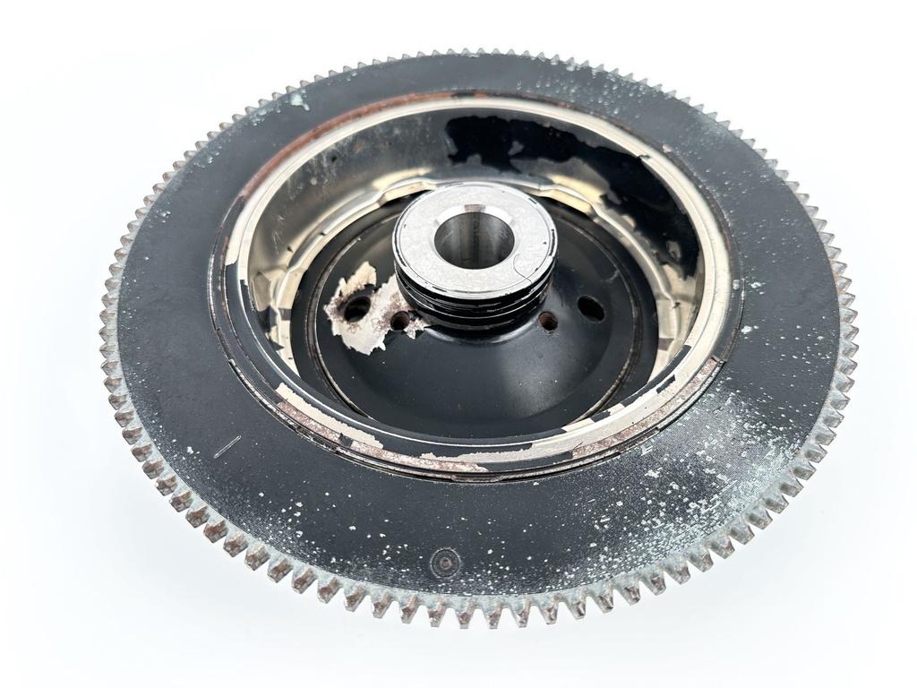 2001 Yamaha 115 HP 2 Stroke Outboard Flywheel Rotor 6N7-85550-00-00 OEM