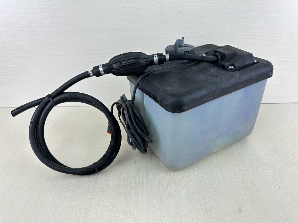 Evinrude Johnson OMC 2 Stroke Oil Tank Supply With Sensor 1.8 Gallon 5008617