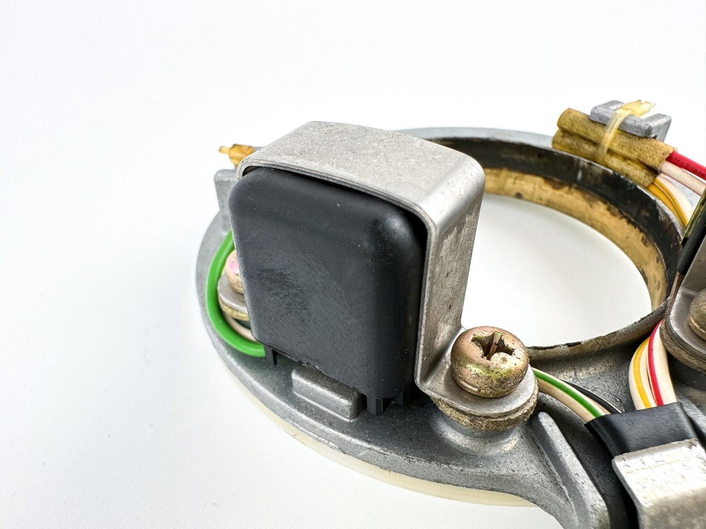 2001 Yamaha 115 HP 2 Stroke Outboard Coil Pulser 6E5-85580-00-00 OEM