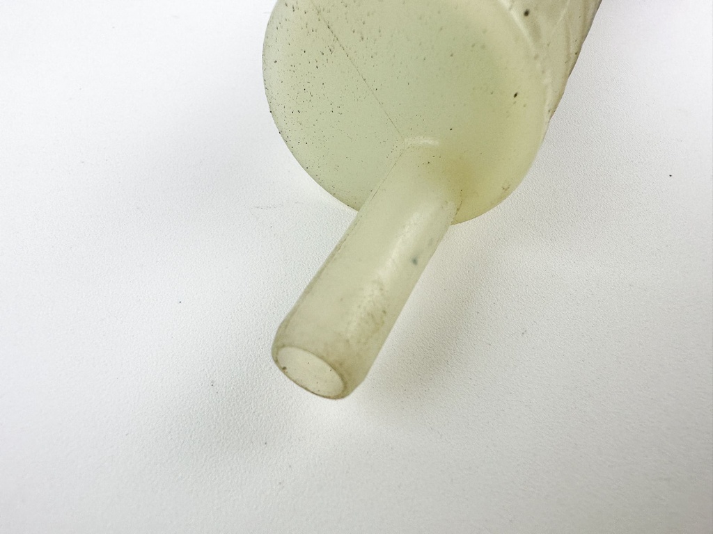 2001 Yamaha 115 HP 2 Stroke Outboard Oil Level Sensor 6G7-85730-03-00 OEM