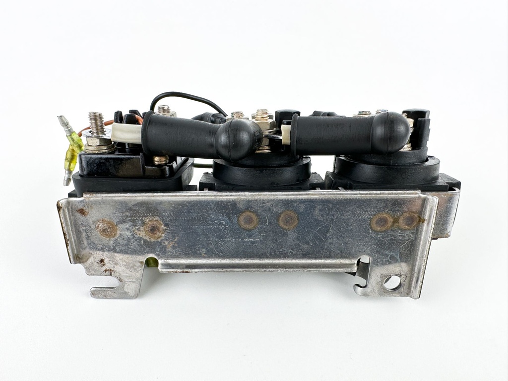 2001 Yamaha 115 HP 2 Stroke Outboard Start Trim Tilt Relay 6E5-81950-00-00 OEM