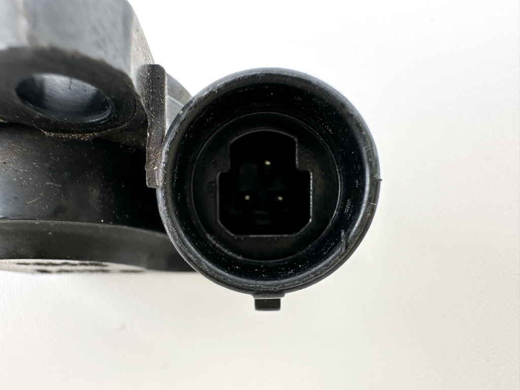 2008 Evinrude 200 HP 2 Stroke Outboard Throttle Position Sensor TPS 5006484