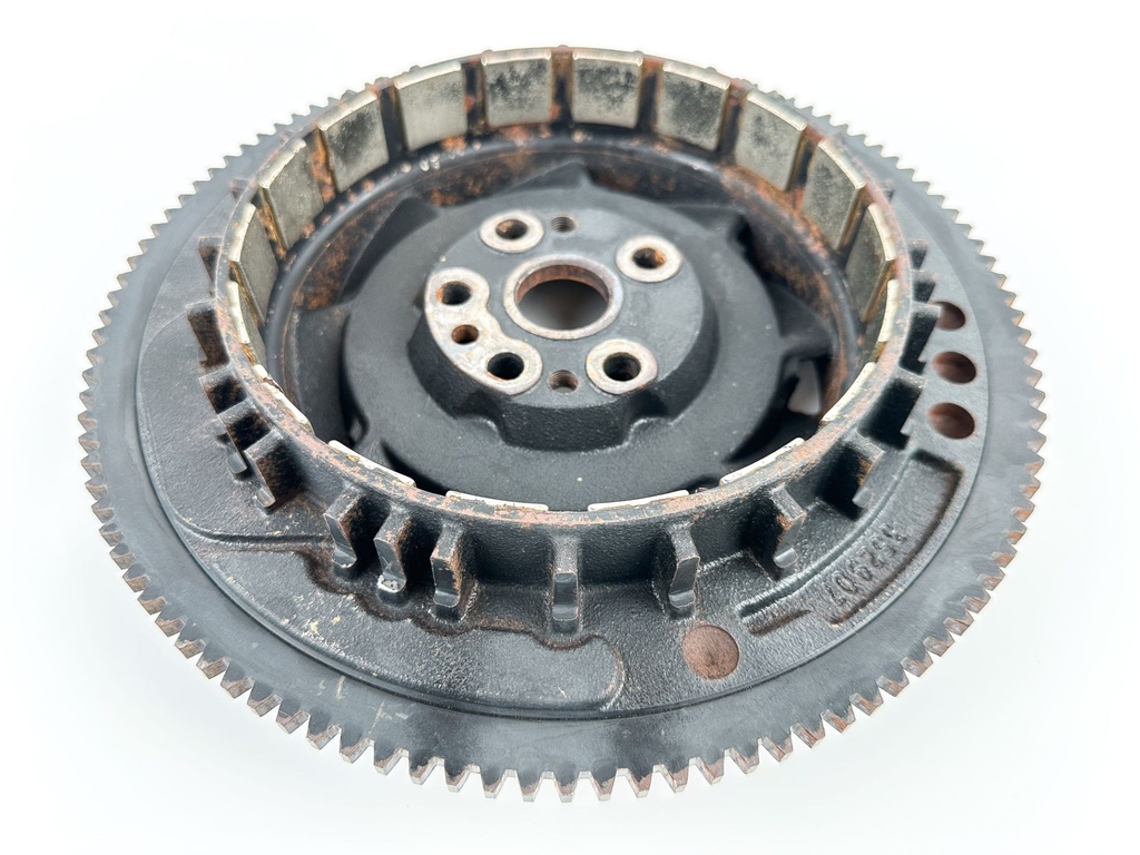 2008 Evinrude 200 HP 2 Stroke Etec Outboard Flywheel 5007033 OEM