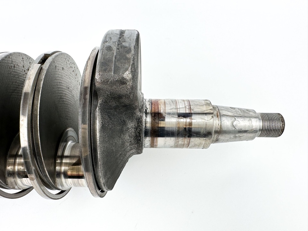 2001 Yamaha 115 HP 2 Stroke Outboard Crankshaft 6N7-11411-00-00 OEM