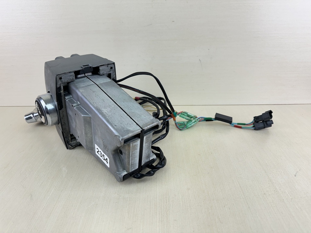 Johnson Evinrude OMC New Dual Lever Binnacle Remote Control Twin Engine 5006184