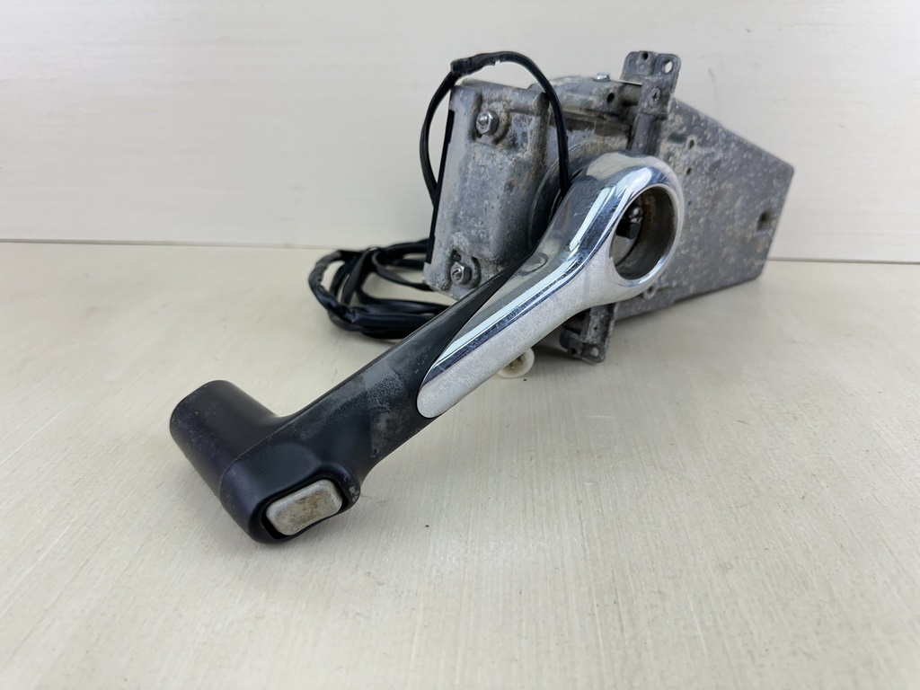 Yamaha Top Mount Binnacle Control Box 704 - Parts