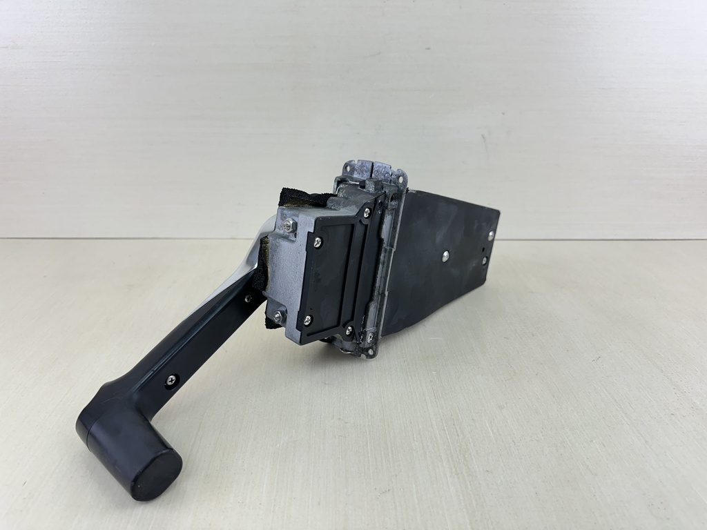 Yamaha 704 Top Mount Control Box Binnacle Assembly Lever - No Cover