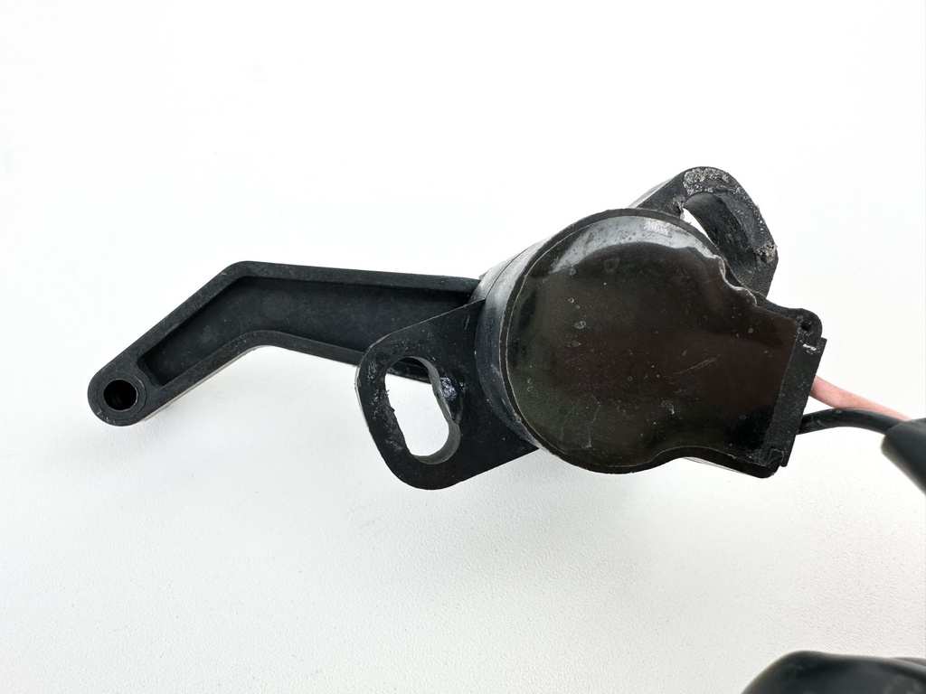 2007 Yamaha 250 HP 4 Stroke Outboard Trim Sender Unit Sensor 69J-83672-10-00 OEM