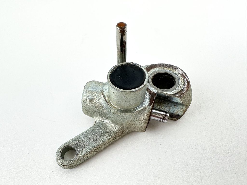 2007 Yamaha 250 HP 4 Stroke Outboard Belt Tensioner 6P2-11590-00-00 OEM
