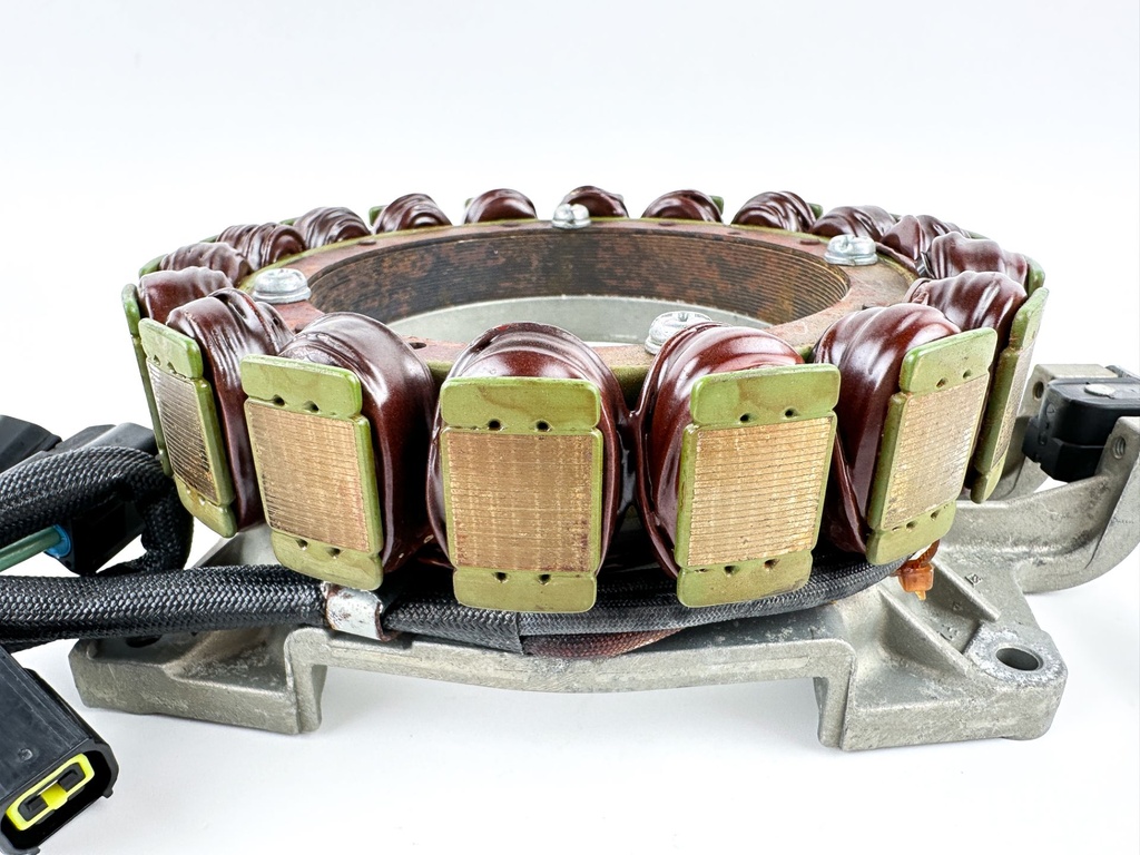 2007 Yamaha 250 HP 4 Stroke Outboard Coil Pulser Base Stator Assembly 6P2-81460-00-00 Tested