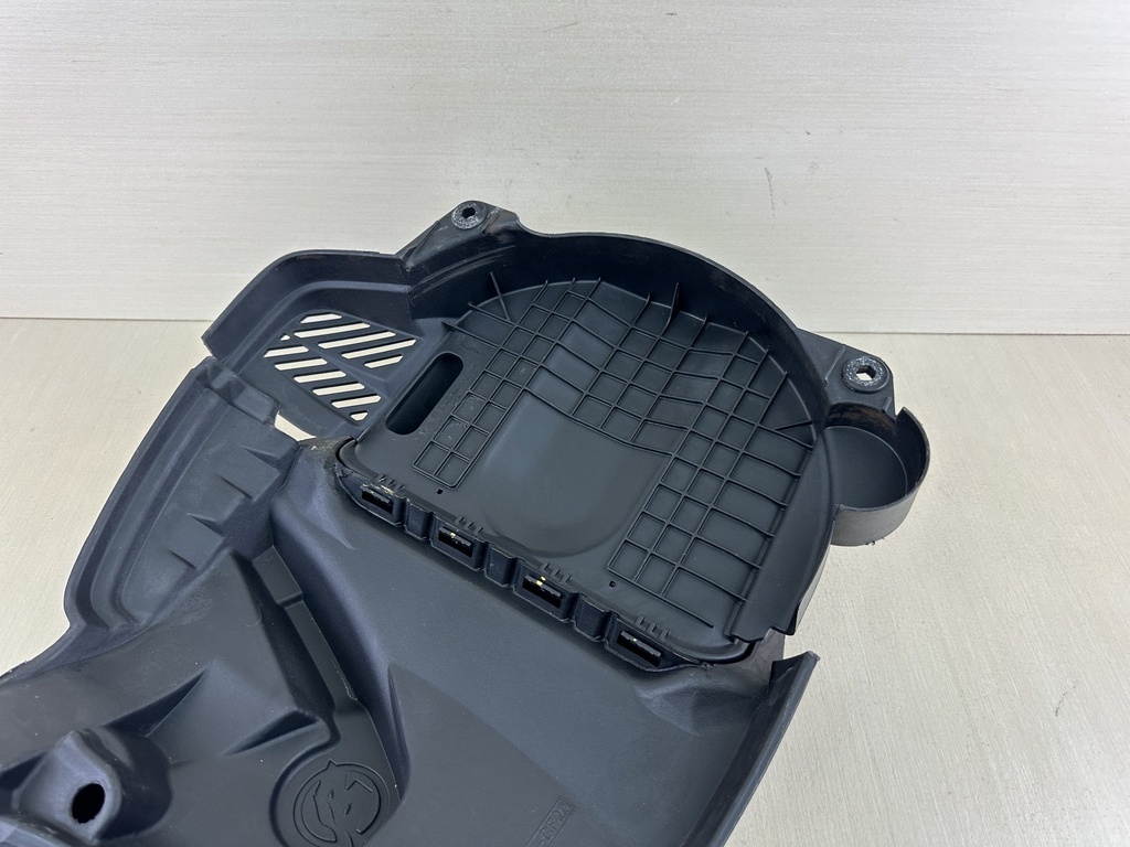 Mercury Verado 150 175 200 HP Upper Air Intake Assembly 896246A04