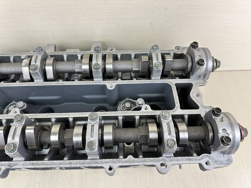 2006 Yamaha 150HP 4 Stroke Outboard Cylinder Head Assembly 63P-W009A-02-9S