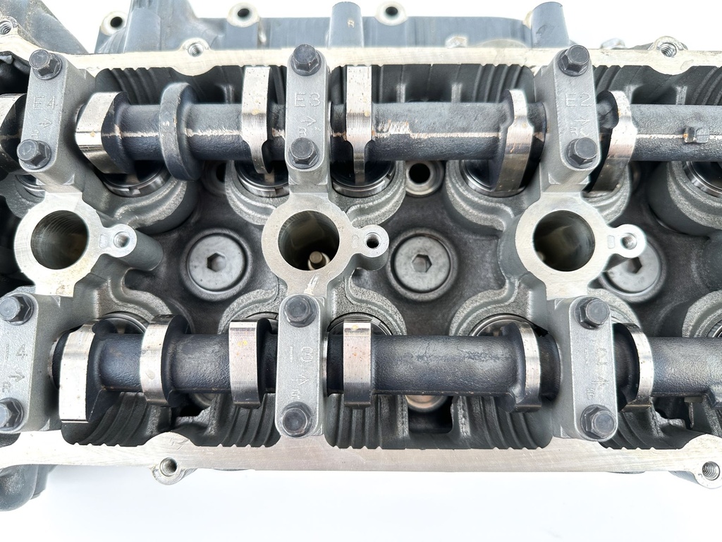 2008 Suzuki 115 HP 4 Stroke Outboard Cylinder Head 11100-90J11 OEM
