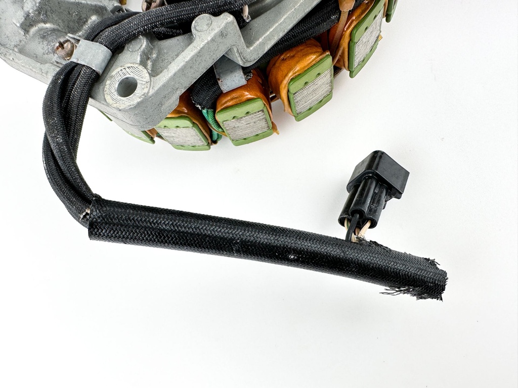 2003 Yamaha 225 HP 4 Stroke Outboard Coil Pulser Base Stator Assembly 69J-81460-01-00 OEM