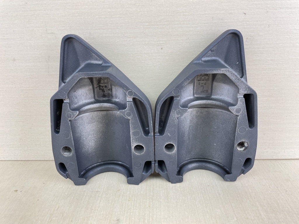 2009 Yamaha 150HP 4 Stroke Outboard Lower Motor Side Mount Dampers W/ Bolts 63P-44555-00-00