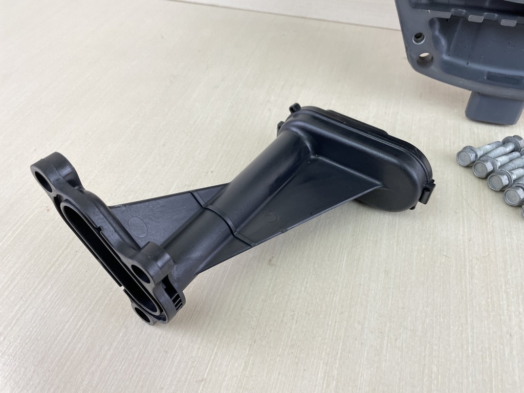 2009 Yamaha 150HP 4 Stroke Outboard Exhaust Guide Assembly 63P-41137-01-CA