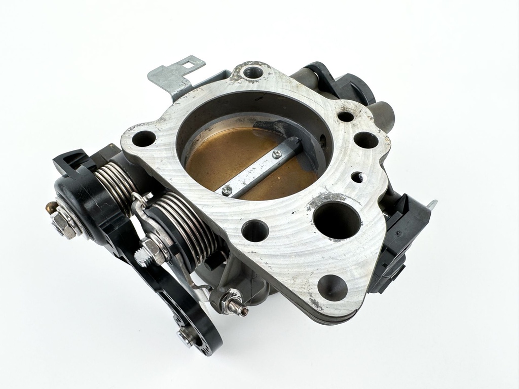 2011 Honda 135 HP 4 Stroke Outboard Throttle Body Assembly 16400-ZY6-013 OEM
