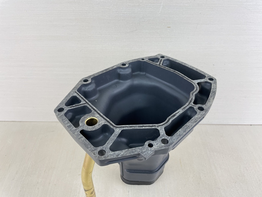 2009 Yamaha 150HP 4 Stroke Outboard Muffler Assembly 63P-14711-02-00