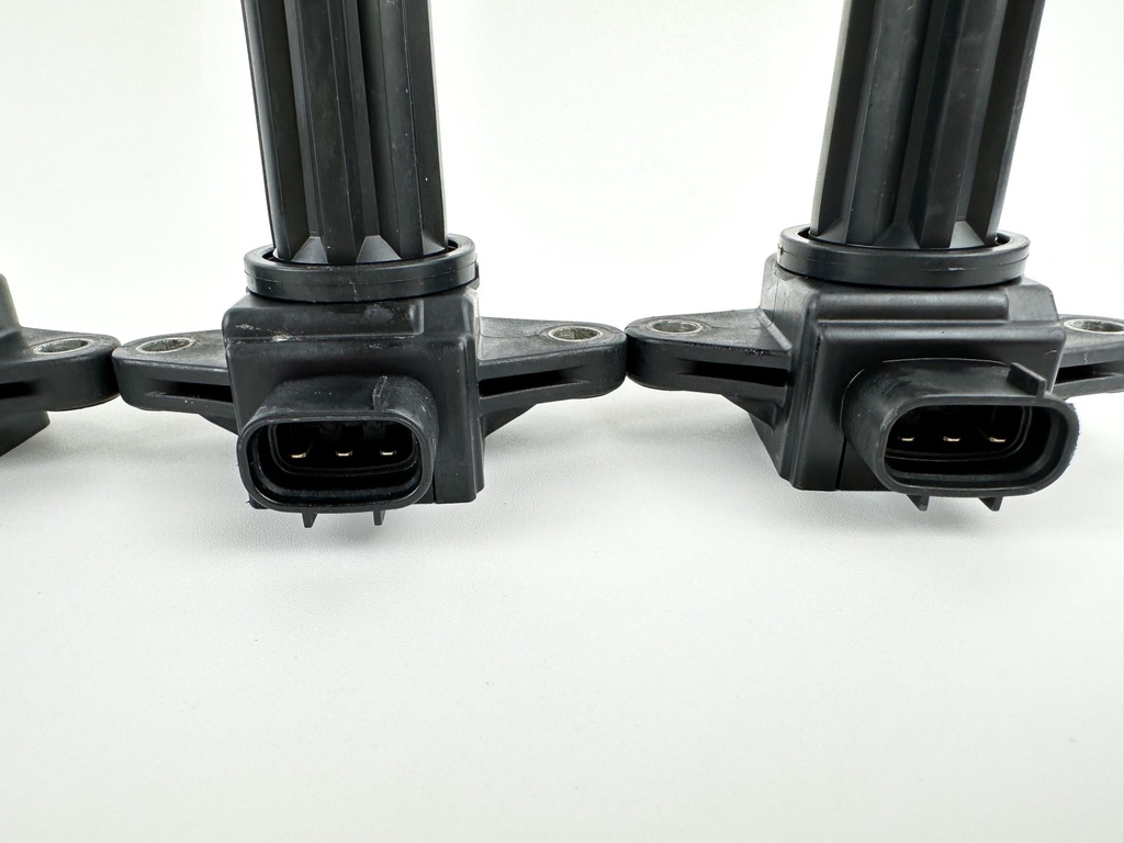 2009 Yamaha 250 HP 4 Stroke Outboard Ignition Coil Set 6P2-82310-01-00 OEM