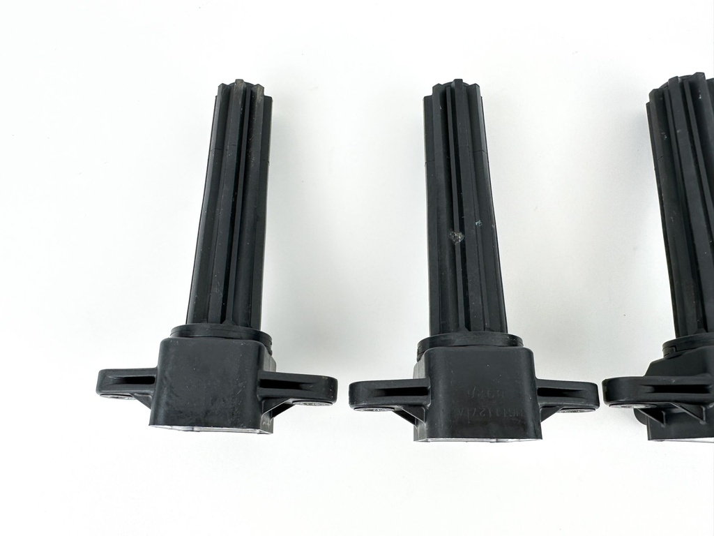 2009 Yamaha 250 HP 4 Stroke Outboard Ignition Coil Set 6P2-82310-01-00 OEM