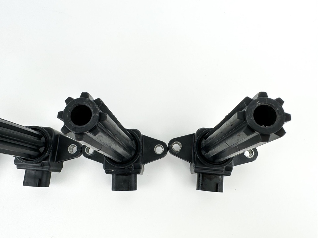 2009 Yamaha 250 HP 4 Stroke Outboard Ignition Coil Set 6P2-82310-01-00 OEM