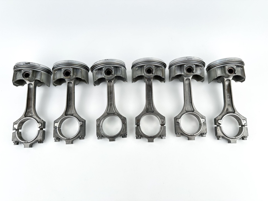 2009 Yamaha 250 HP 4 Stroke Outboard Piston & Connecting Rod Set 6P2-11631-01-B0 OEM