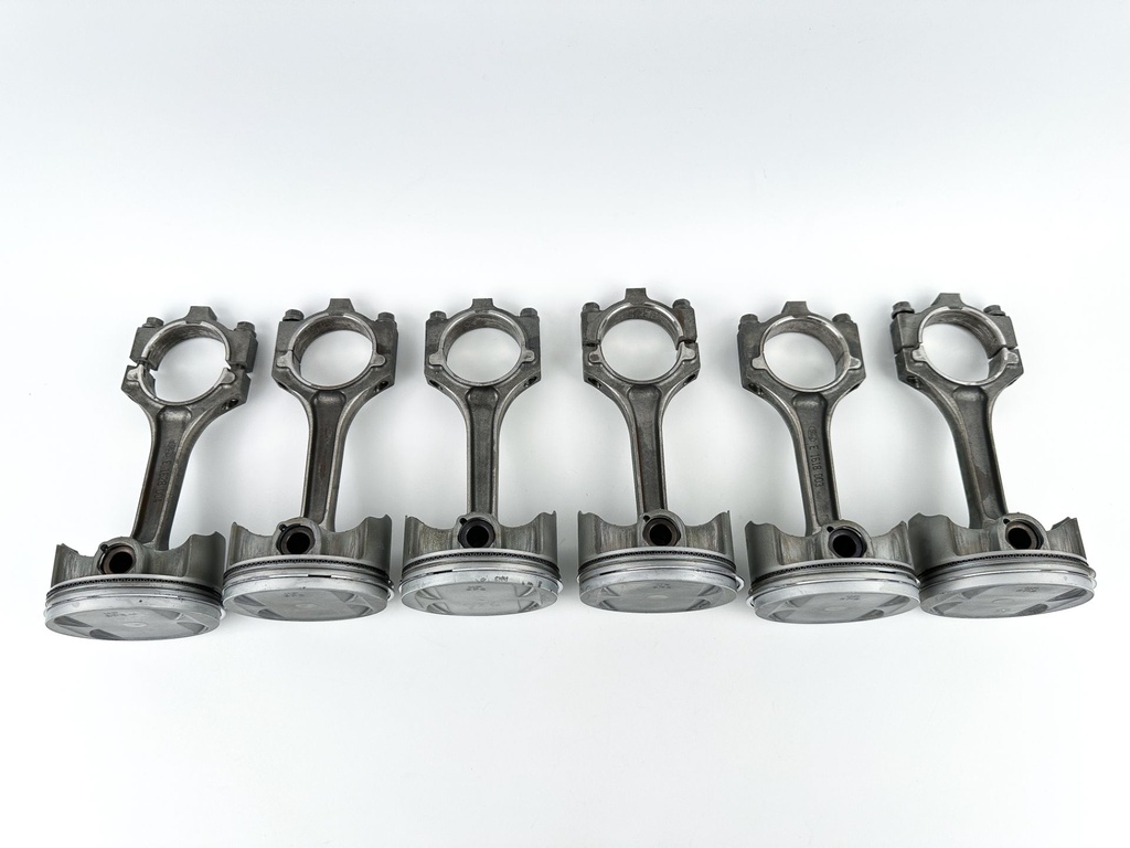 2009 Yamaha 250 HP 4 Stroke Outboard Piston & Connecting Rod Set 6P2-11631-01-B0 OEM