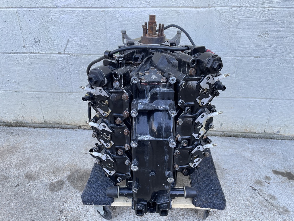 2007 Evinrude 150HP Etec Crankcase Powerhead Assembly - 547 Hours