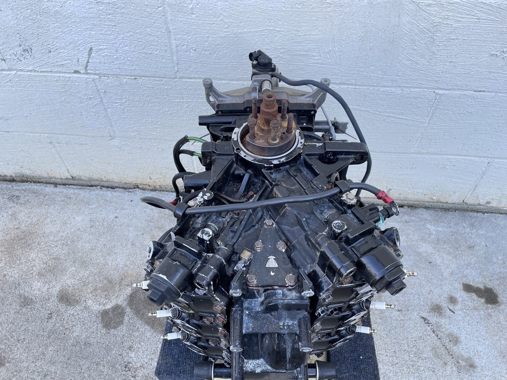 2007 Evinrude 150HP Etec Crankcase Powerhead Assembly - 547 Hours