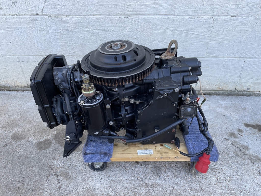 1991 Johnson Evinrude 50HP 2 Stroke Outboard Powerhead Assembly Complete 0397517