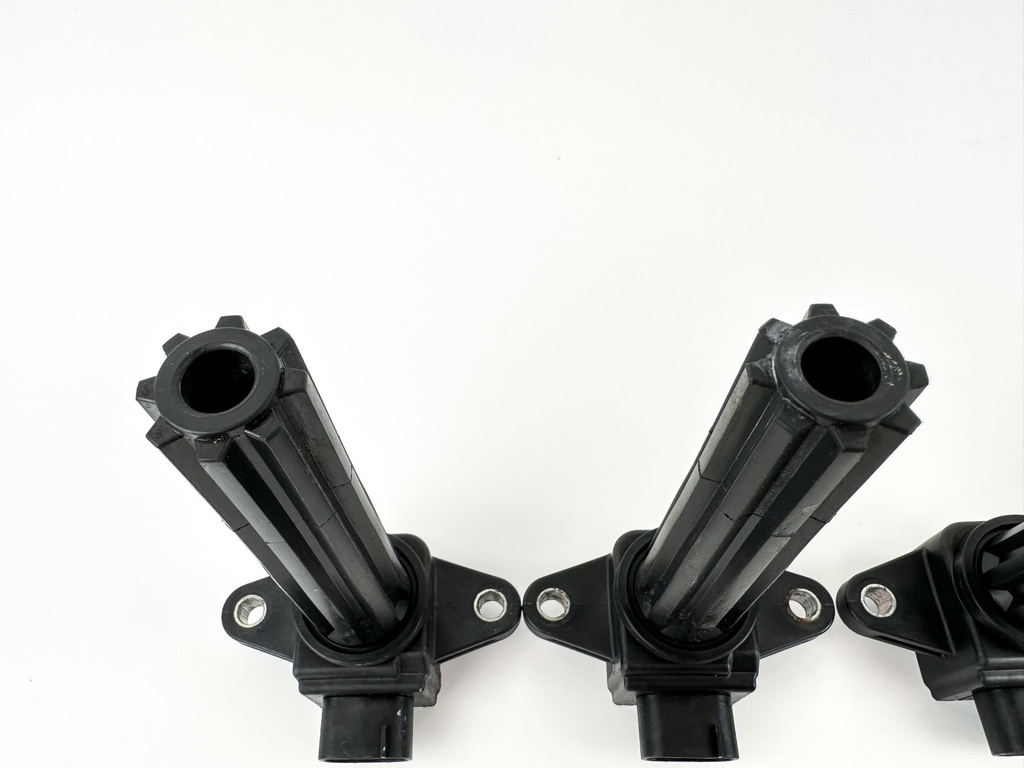 2009 Yamaha 250 HP 4 Stroke Outboard Ignition Coil Set 6P2-82310-01-00 OEM