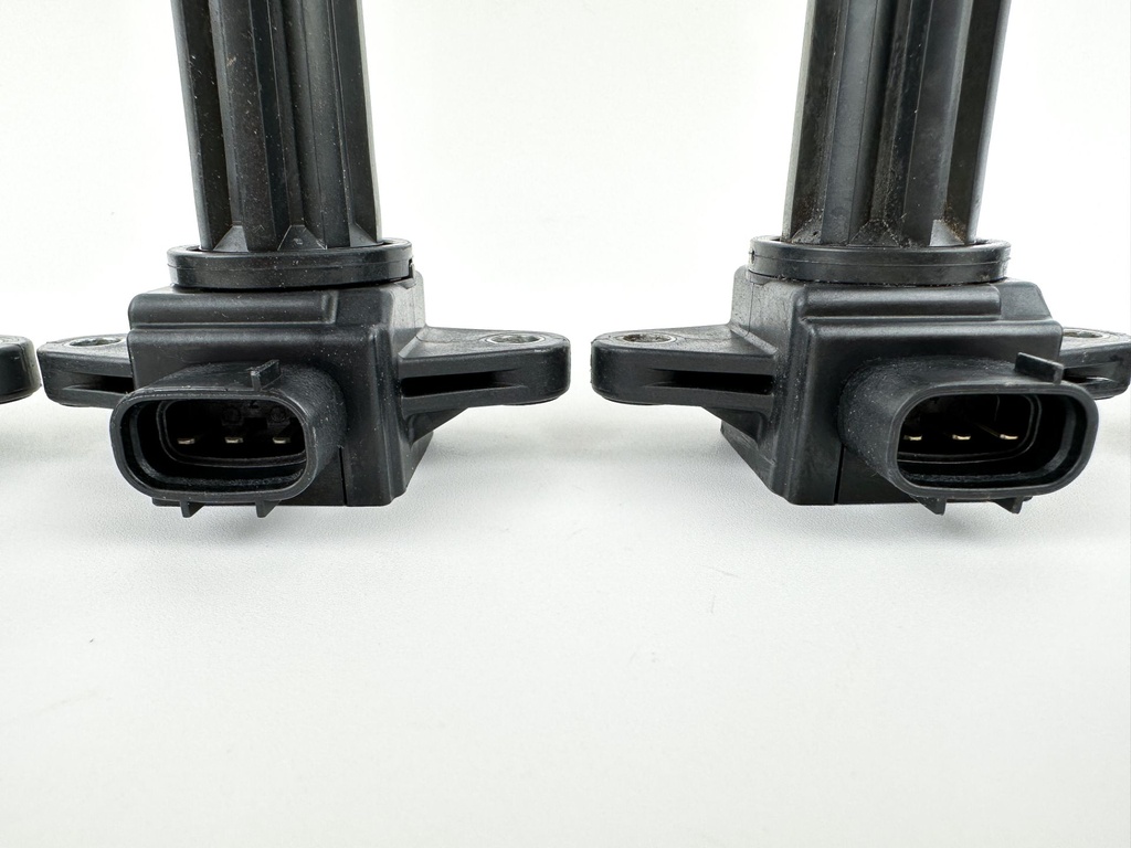 2009 Yamaha 250 HP 4 Stroke Outboard Ignition Coil Set 6P2-82310-01-00 OEM