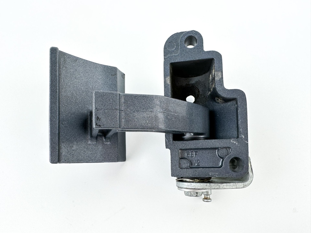 2009 Yamaha 250 HP 4 Stroke Outboard Latch Handle Set 69J-42816-00-8D OEM